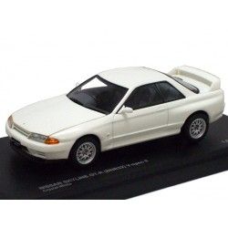 Nissan Skyline GTR Blanche Kyosho K03222W