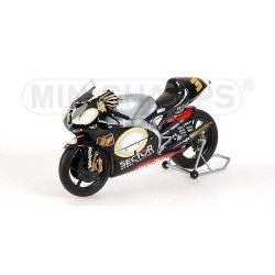 Aprilia RSV250 GP 250 2002 Marco Melandri Minichamps 122020003
