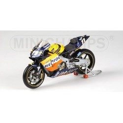 Honda RC211V Moto GP 2002 Tohru Ukawa Minichamps 122027111