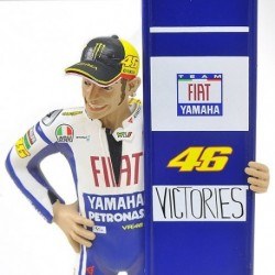 Figurine 1/12 Valentino Rossi Moto GP Sepang 2010 Minichamps 312100246