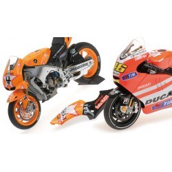 Promo Pack Valentino Rossi Andrea Dovizioso Moto GP 2011