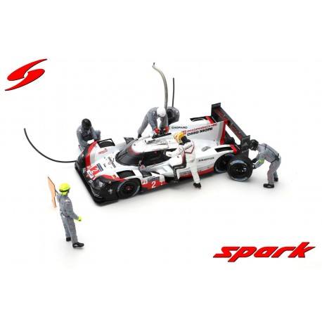 Porsche Figurine Set Porsche 919 Hybrid Winner 24 Heures du Mans 2017 Spark 43AC011