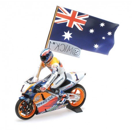 Honda NSR 500 GP 500 1995 Mick Doohan Minichamps 122951001