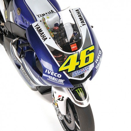 Yamaha YZR-M1 Moto GP 2013 Valentino Rossi Minichamps 122133046