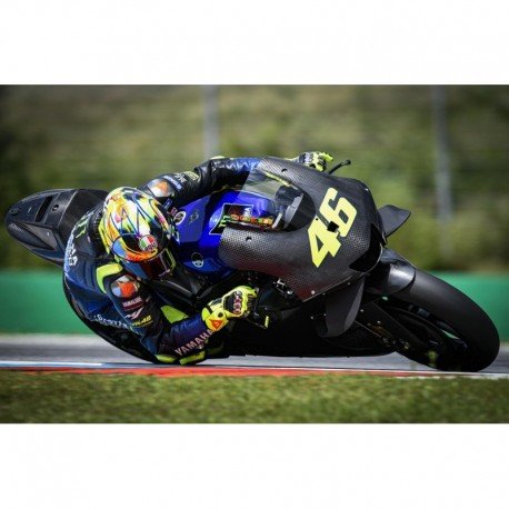 12 Yamaha yzr-m1   Valentino Rossi  Minichamps 122143946 1  Testbike 2014 