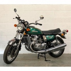 Suzuki GT 750 J 1973 Green Minichamps 122162104