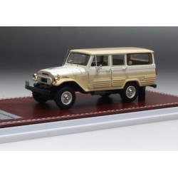 Toyota Land Cruiser FJ45LV 1963 Beige White Great Iconic GIM015B