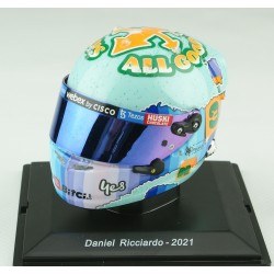 Casque Helmet 1/5 Daniel Ricciardo F1 2021 McLaren Spark 5HF055