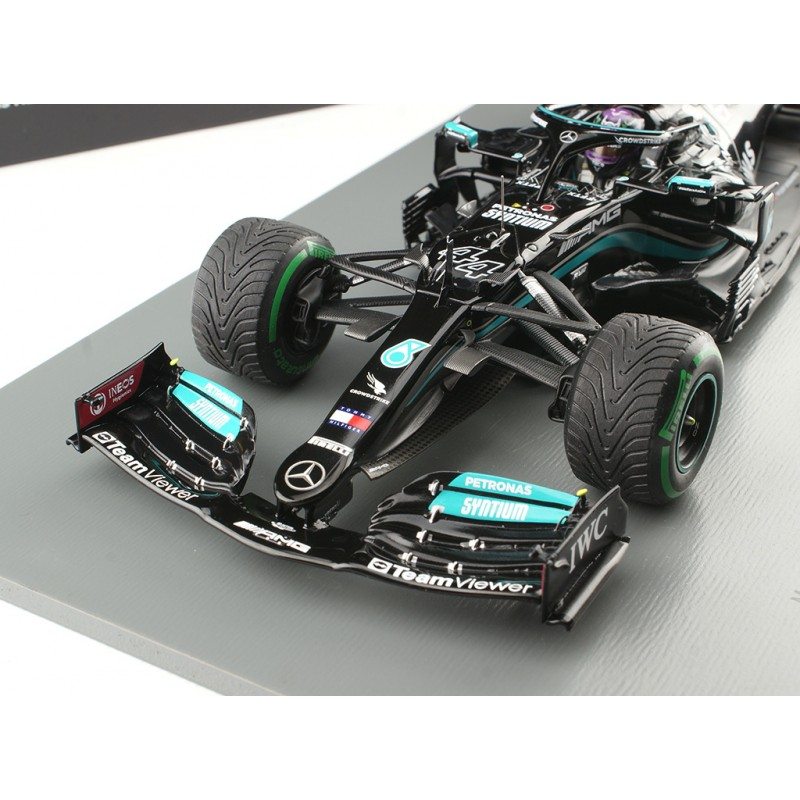 Voiture Miniature de Collection SPARK 1-18 - MERCEDES-AMG W12 E Performance  - Winner British GP 2021 - Black / Green - 18S599 - Resin - Voiture - Achat  & prix