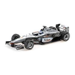 McLaren Mercedes MP4/16 3 Mika Hakkinen F1 2001 Minichamps 530011803