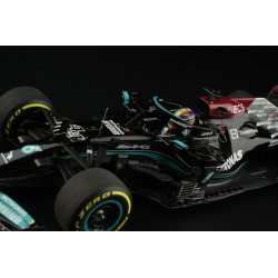 Mercedes AMG F1 W12 E Performance 44 F1 Winner Grand Prix du Qatar 2021 Lewis Hamilton Minichamps 110212144