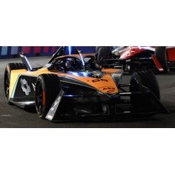 Neom McLaren 58 René Rast Formula E 3ème Diriyah ePrix II Saison 9 2023 Spark S6766