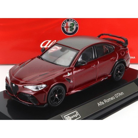 1/18 : Voici les Alfa Romeo Giulia GTA/GTAm de Bburago - PDLV