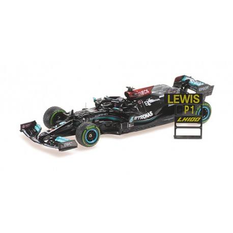 Mercedes AMG F1 W12 E Performance 44 F1 Grand Prix de Russie 100th Victory 2021 Lewis Hamilton Minichamps 410211544