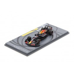 Red Bull RB18 1 F1 With special base Abu Dhabi 2022 Max Verstappen Spark S8553