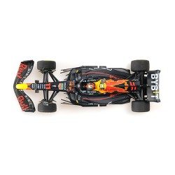 Red Bull RB18 11 Sergio Perez F1 Canada 2022 Minichamps 417220911