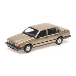 Volvo 740 GL 1986 Gold Minichamps 155171700