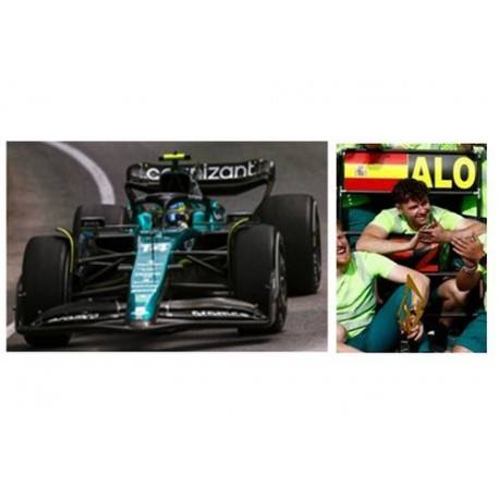 Aston Martin Mercedes AMR23 14 Fernando Alonso F1 2ème with pitboard Canada 2023 Spark 18S956
