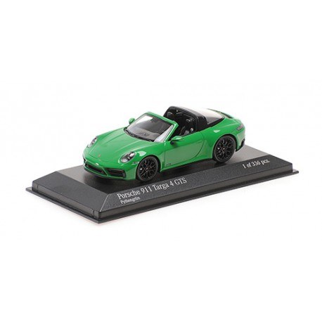 Porsche 911 992 Targa 4 GTS 2022 Green Minichamps 410061062